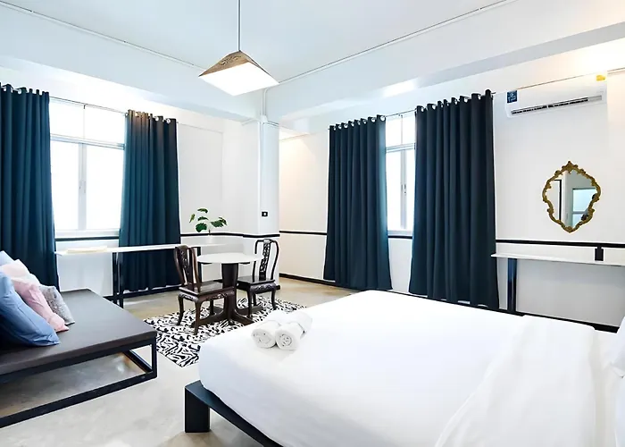 Apartment The Character Yaowarat-ถนนพาดสาย เยาวราช *