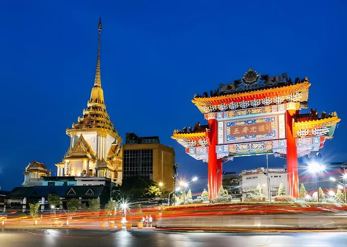 The Character Yaowarat-ถนนพาดสาย เยาวราช * Bangkok